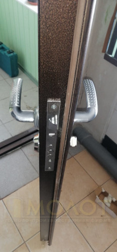 Входные двери для дома и квартиры, модель "Бостон"